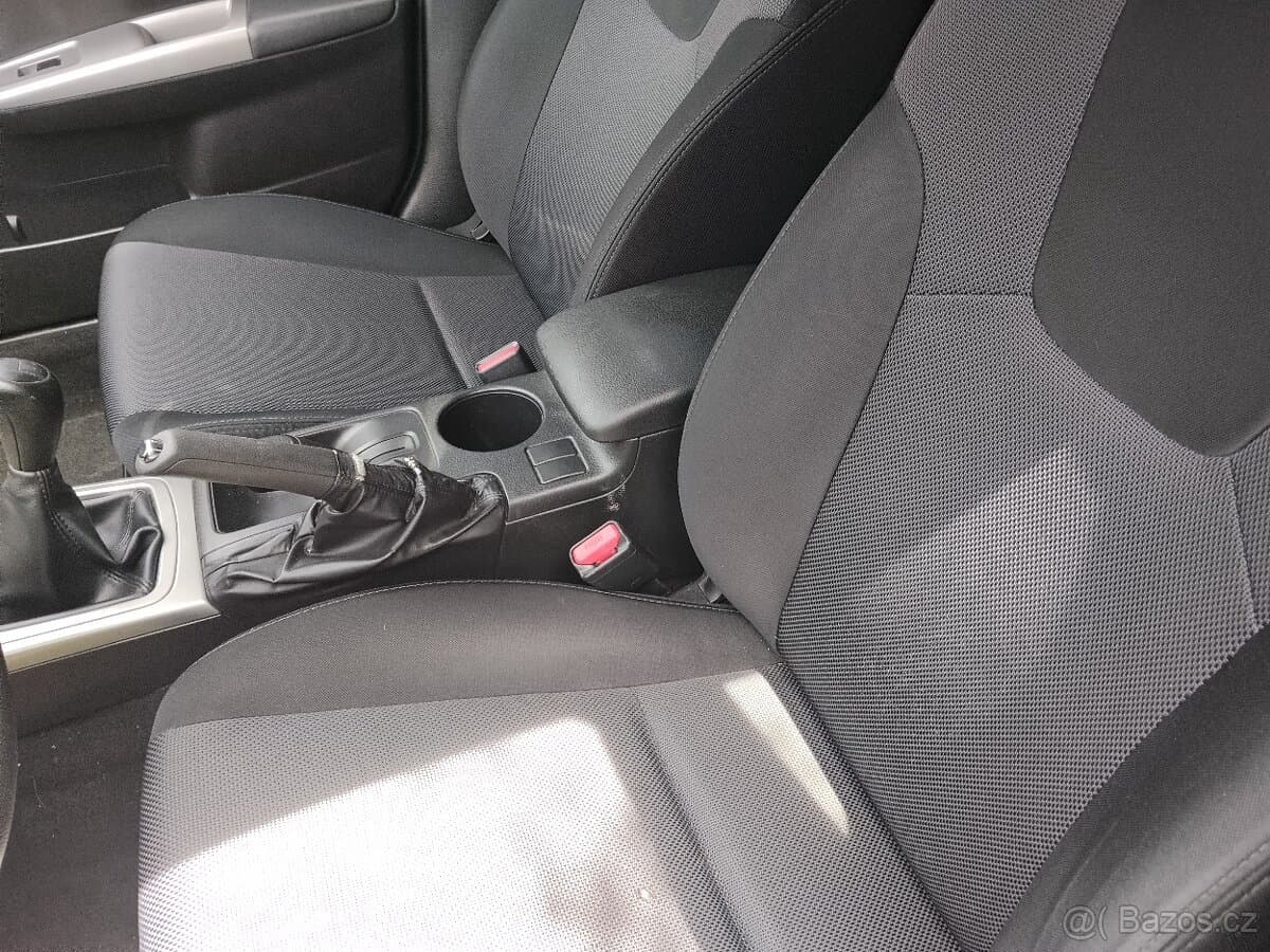 Subaru IMPREZA - 6