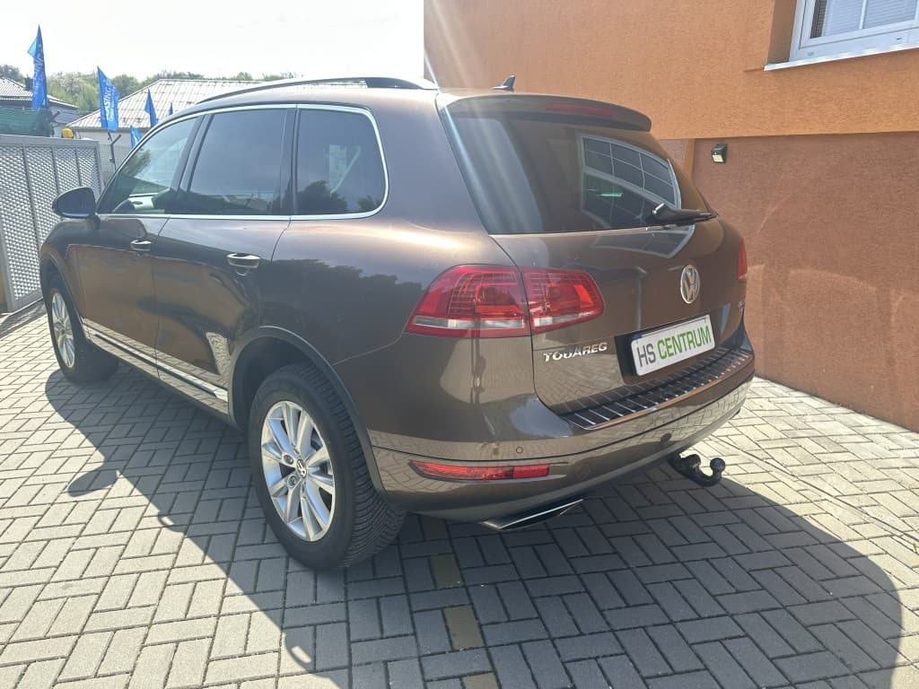 2012 Volkswagen TOUAREG - 6