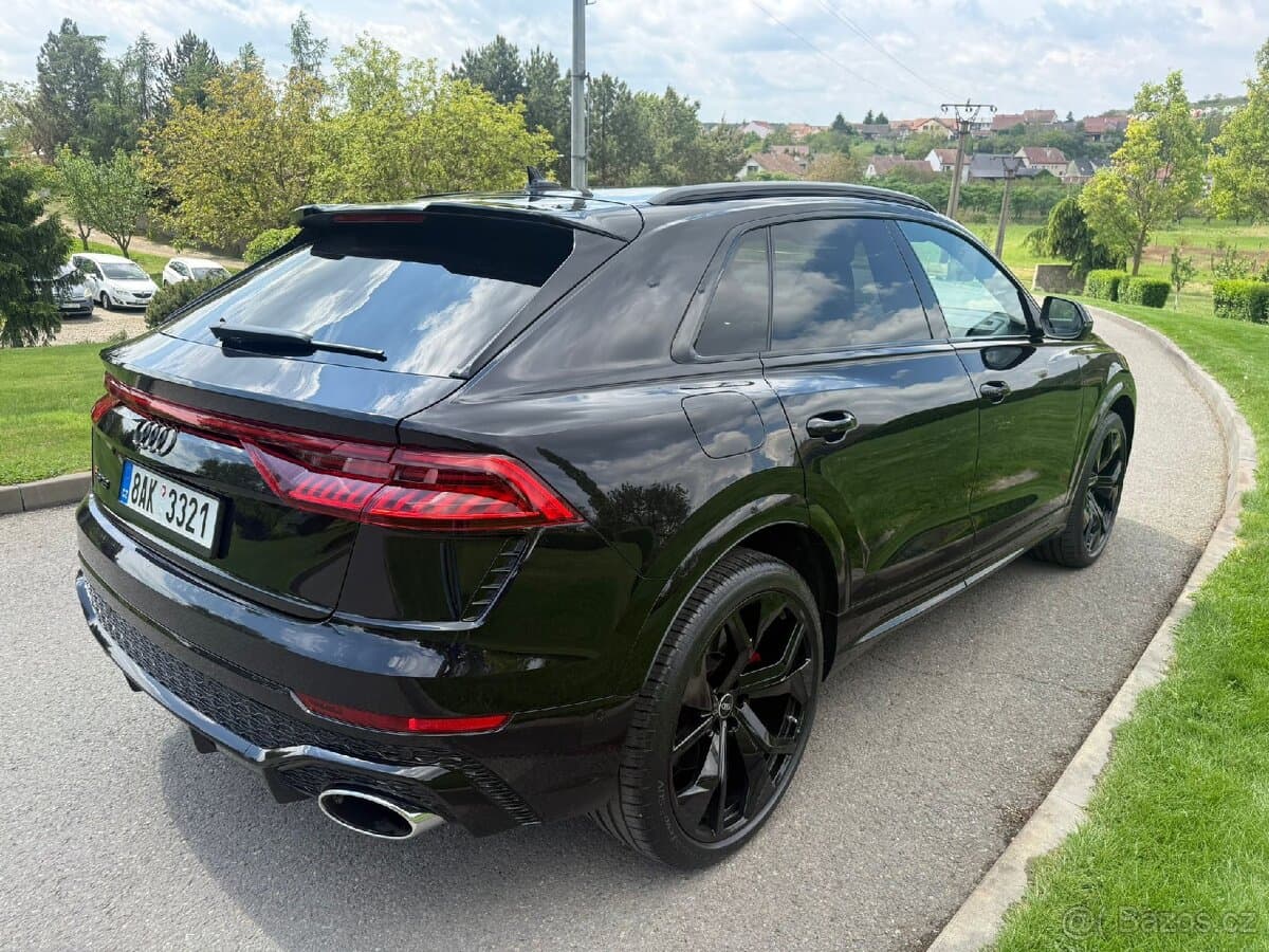 2020 Audi RS Q8 - 6