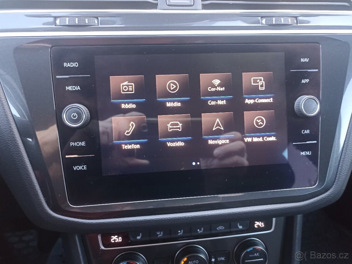 2017 Volkswagen TIGUAN - 6