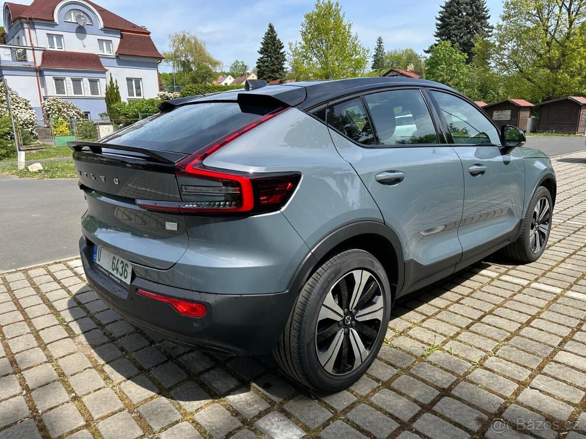 2022 Volvo C40 - 6