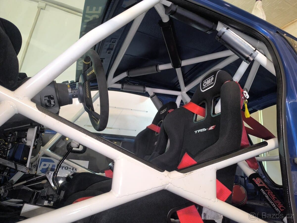 2005 Ford FIESTA - 6