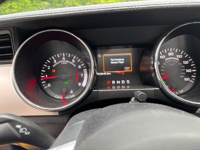 Ford MUSTANG - 6