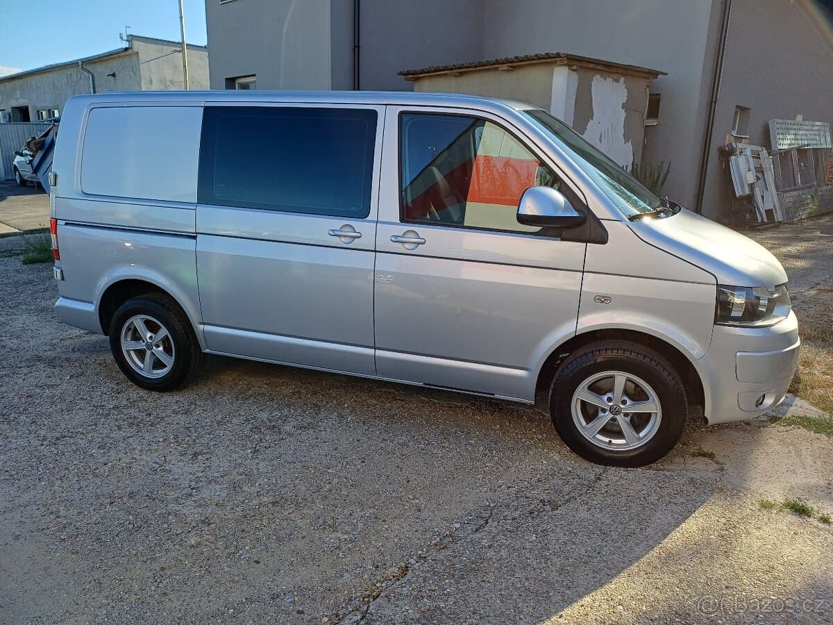 2011 Volkswagen CARAVELLE - 6