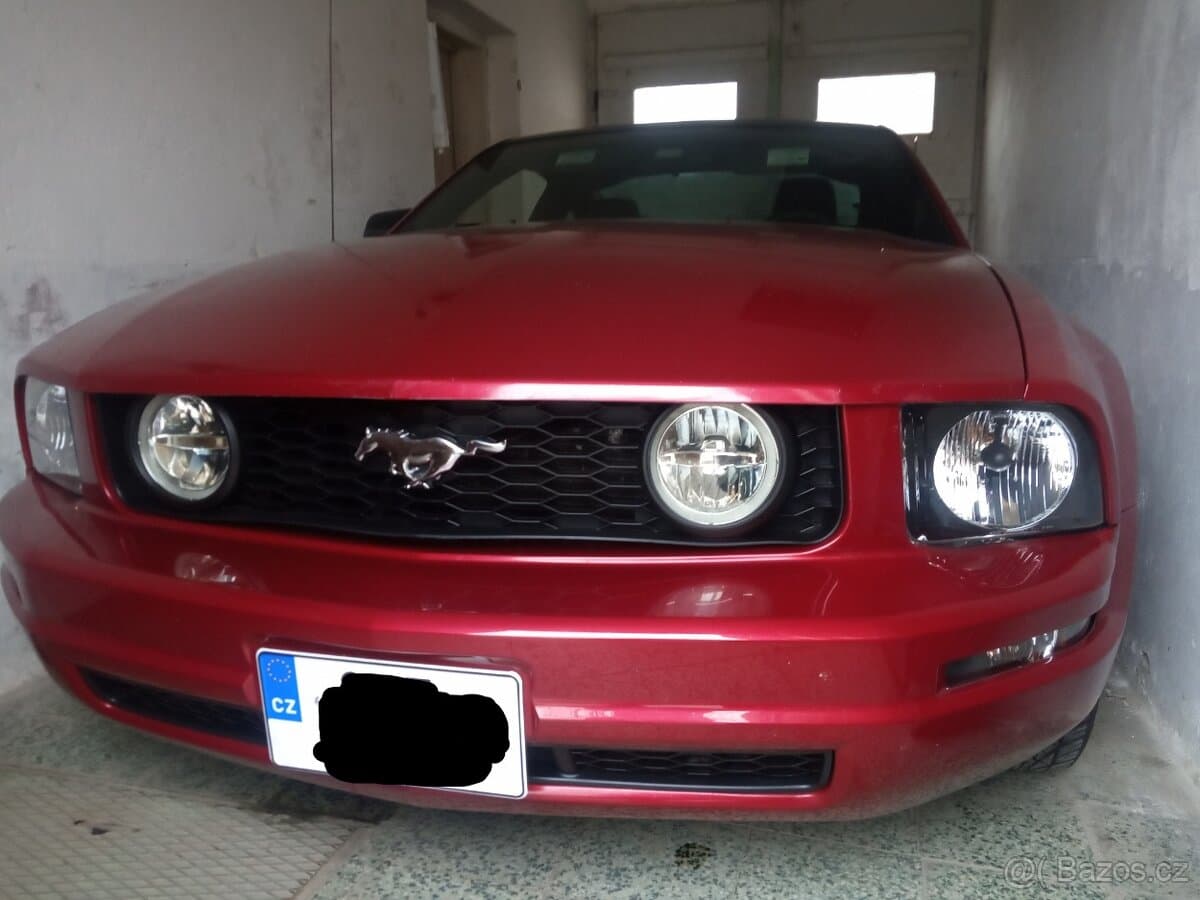 2009 Ford MUSTANG - 6