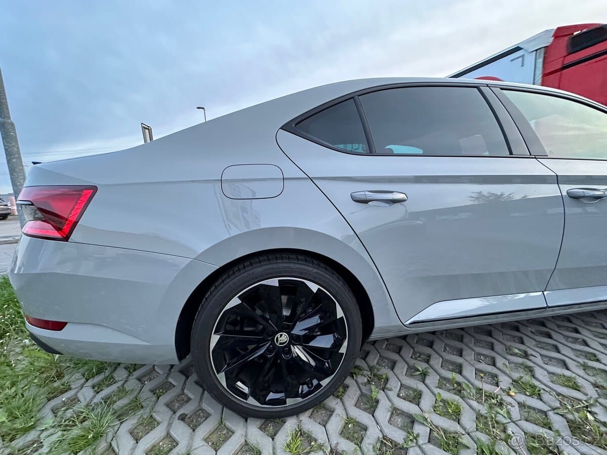 2023 Škoda SUPERB - 6