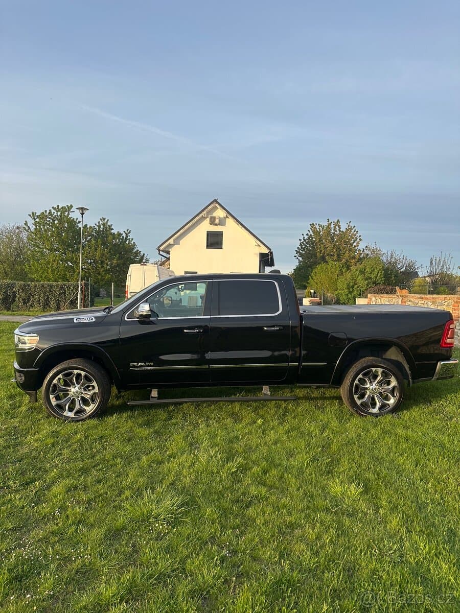 2020 RAM 1500 - 6