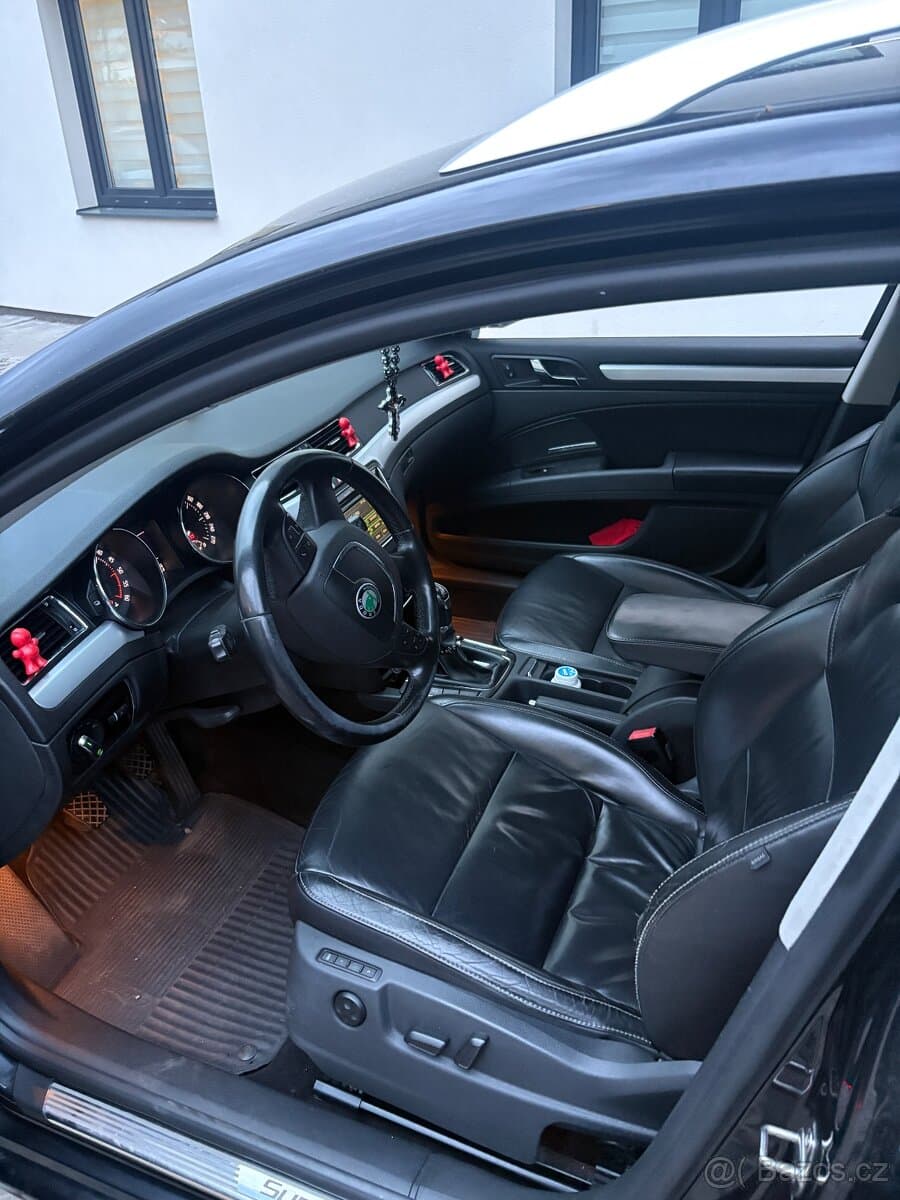 2010 Škoda SUPERB - 6