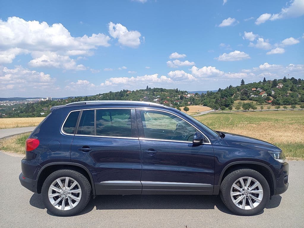 2012 Volkswagen TIGUAN - 6