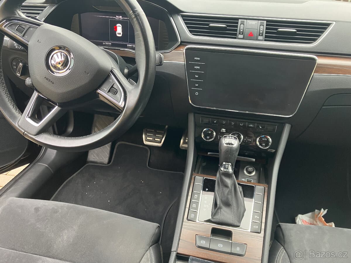 2020 Škoda SUPERB - 6