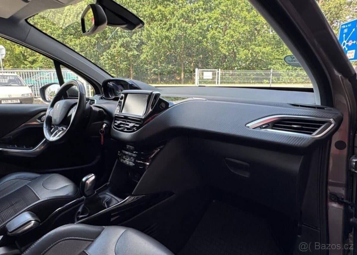 2016 Peugeot 2008 - 6