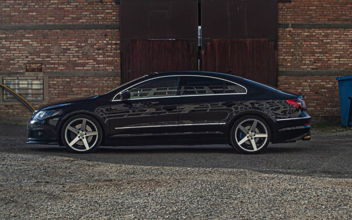 2010 Volkswagen PASSAT CC - 6