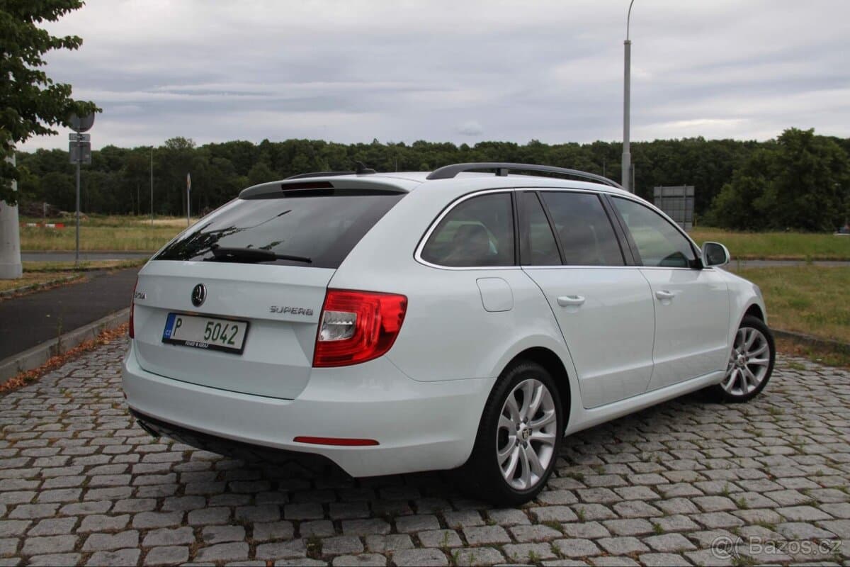 2015 Škoda SUPERB - 6