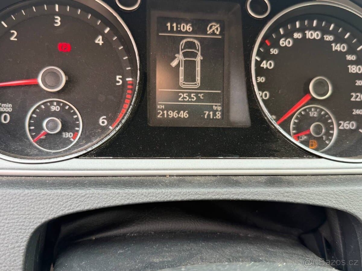 Volkswagen PASSAT - 6