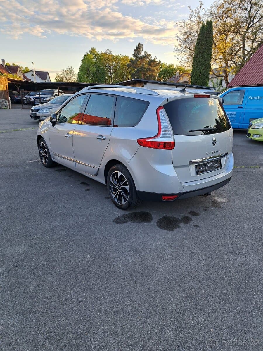 2015 Renault SCENIC - 6