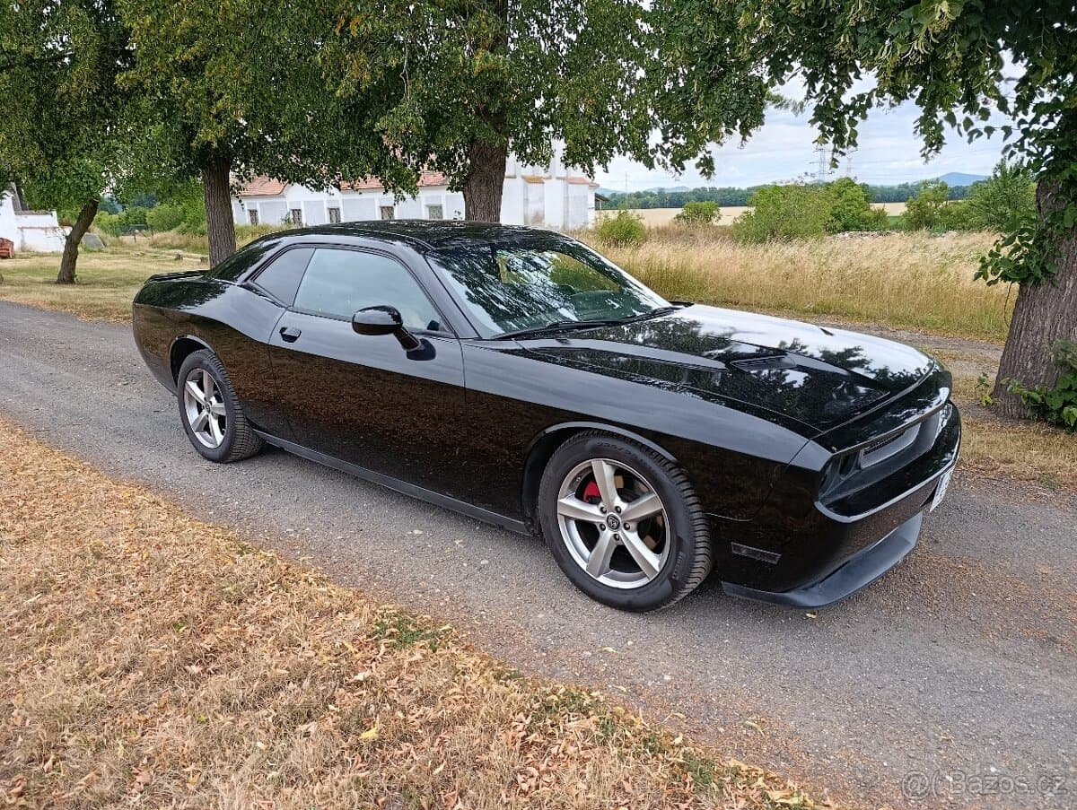 Dodge CHALLENGER - 6