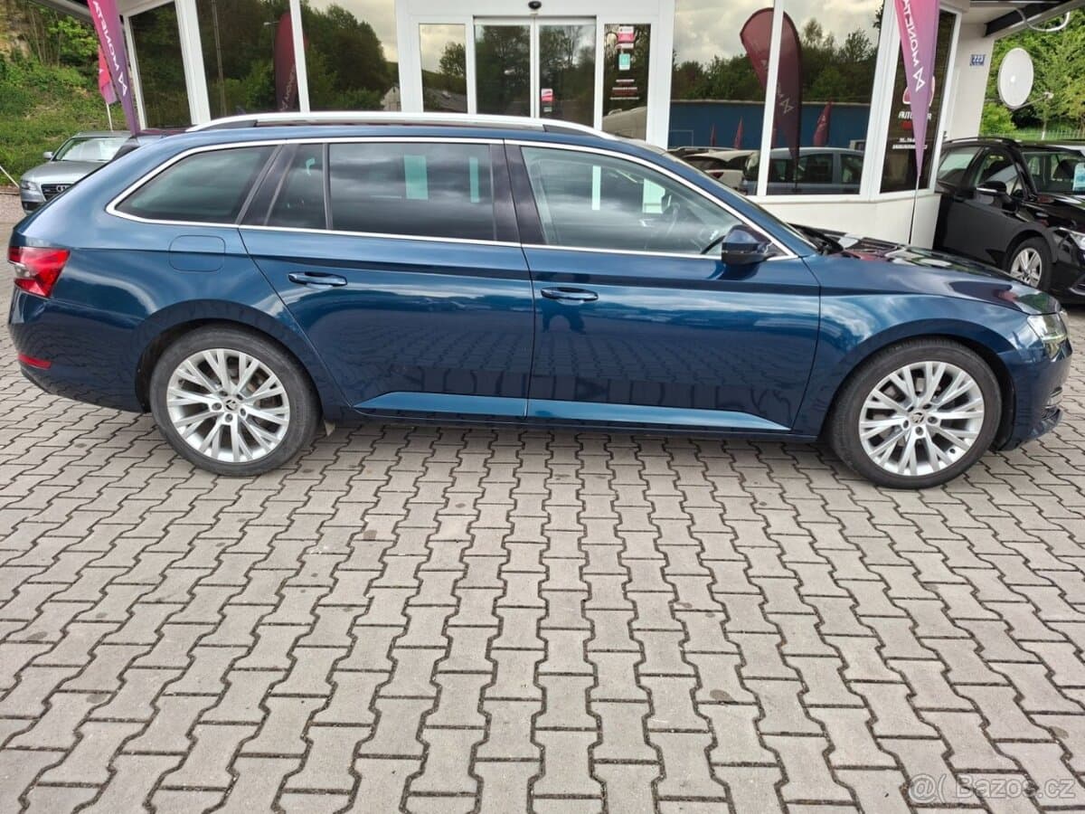 2019 Škoda SUPERB - 6