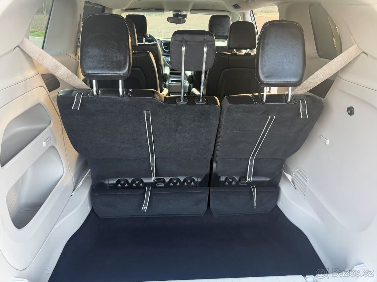 2023 Chrysler PACIFICA - 6