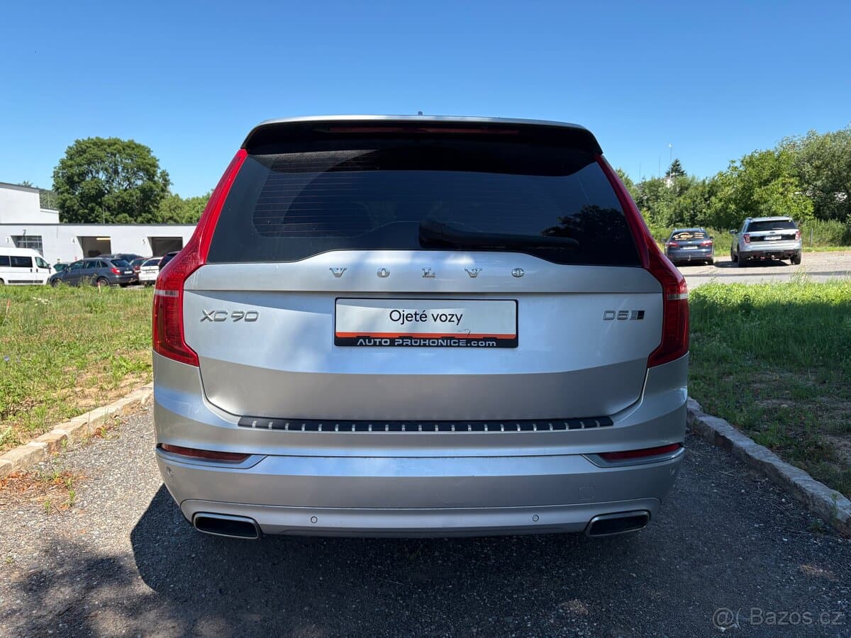 Volvo XC90 - 6