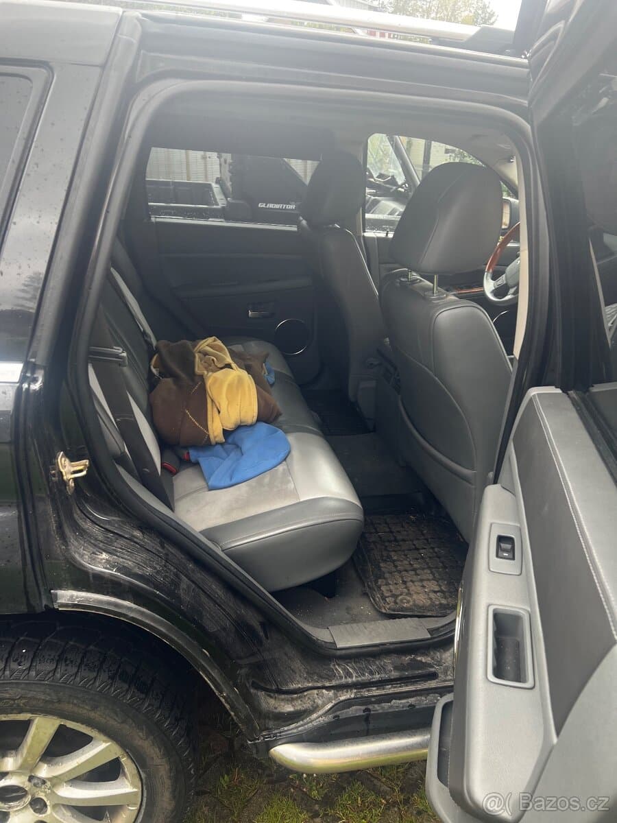 Jeep CHEROKEE - 6