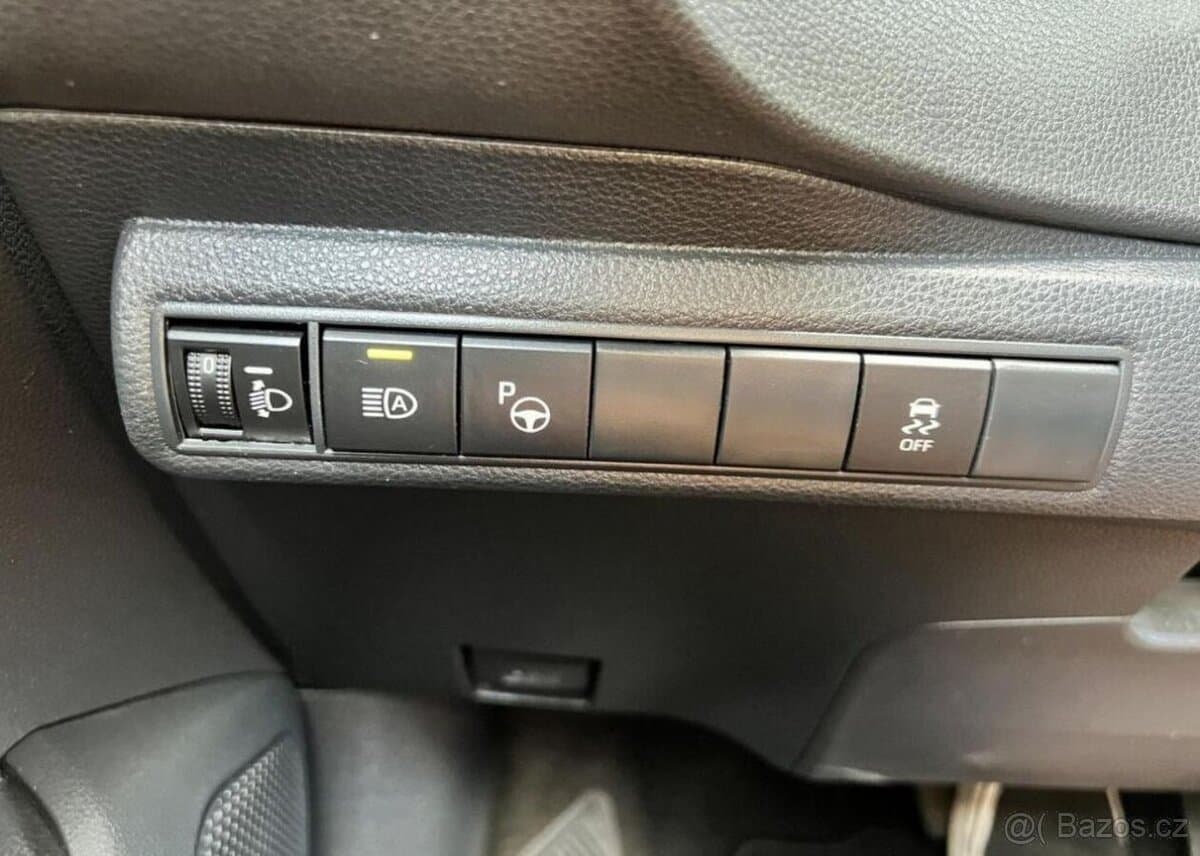 2023 Toyota COROLLA - 6