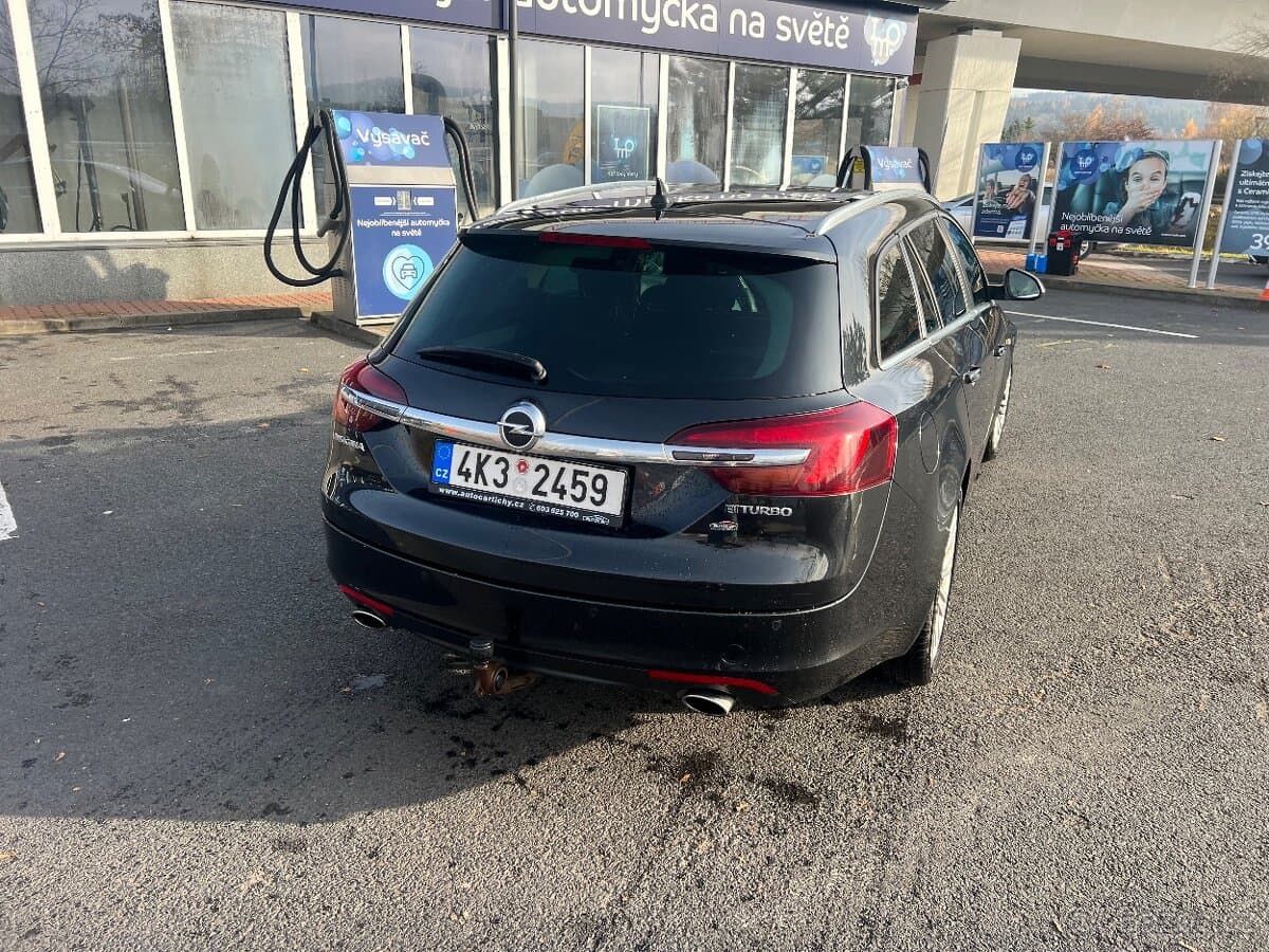 Opel INSIGNIA - 6
