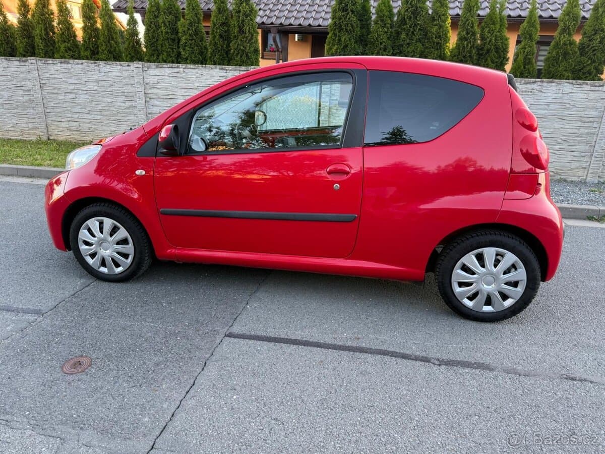 2009 Peugeot 107 - 6