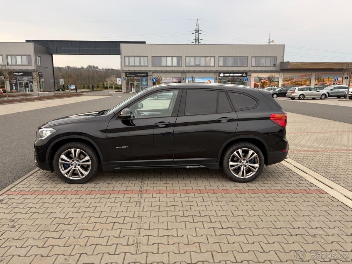 2015 BMW X1 - 6