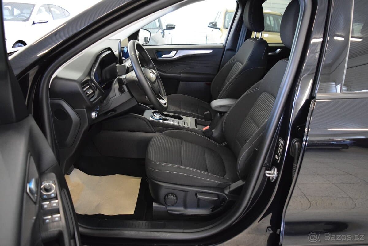 2023 Ford KUGA - 6