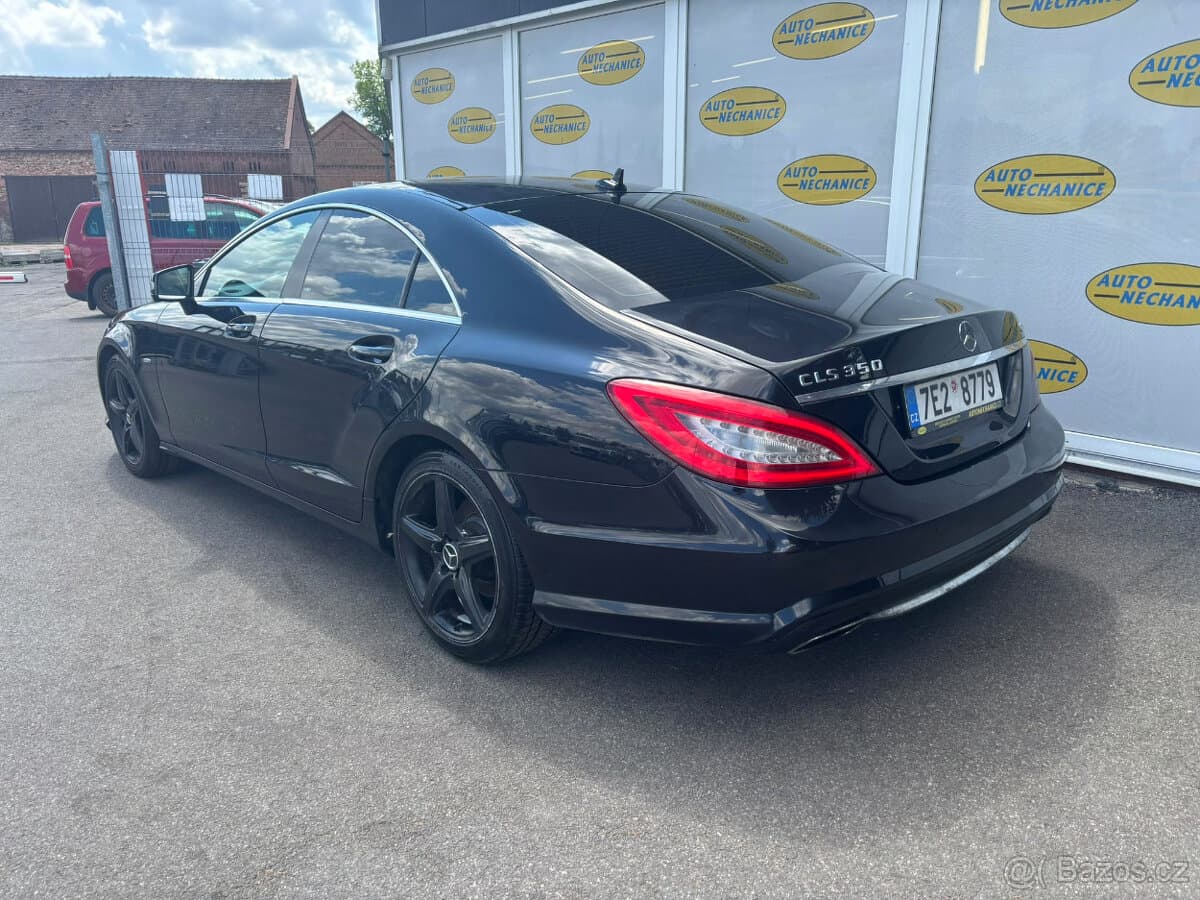 2011 Mercedes-Benz CLS - 6