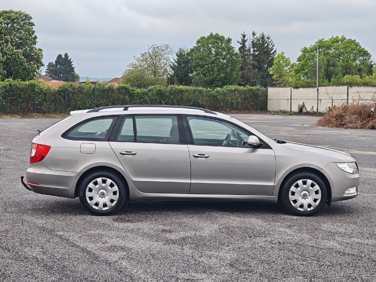 2010 Škoda SUPERB - 6