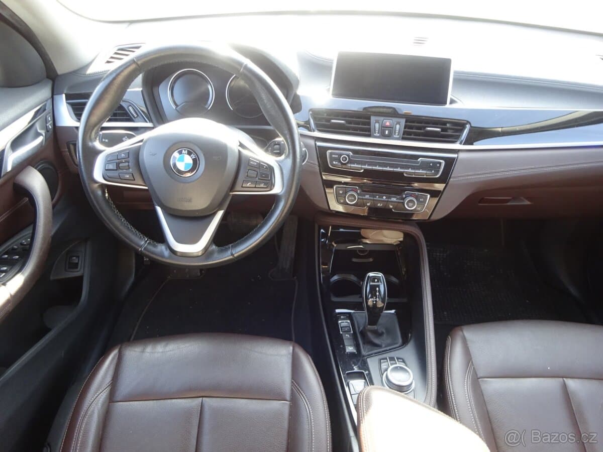 2020 BMW X1 - 6