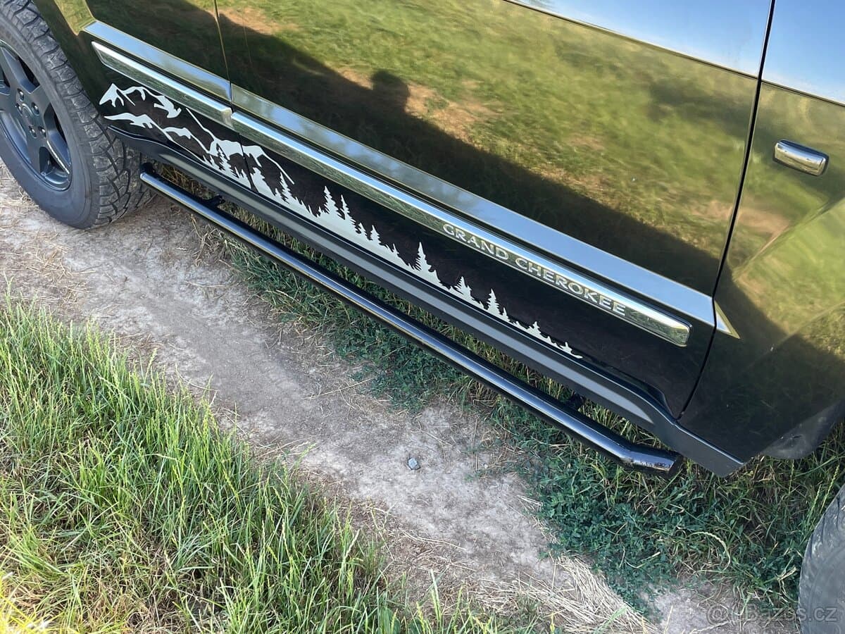 2005 Jeep CHEROKEE - 6