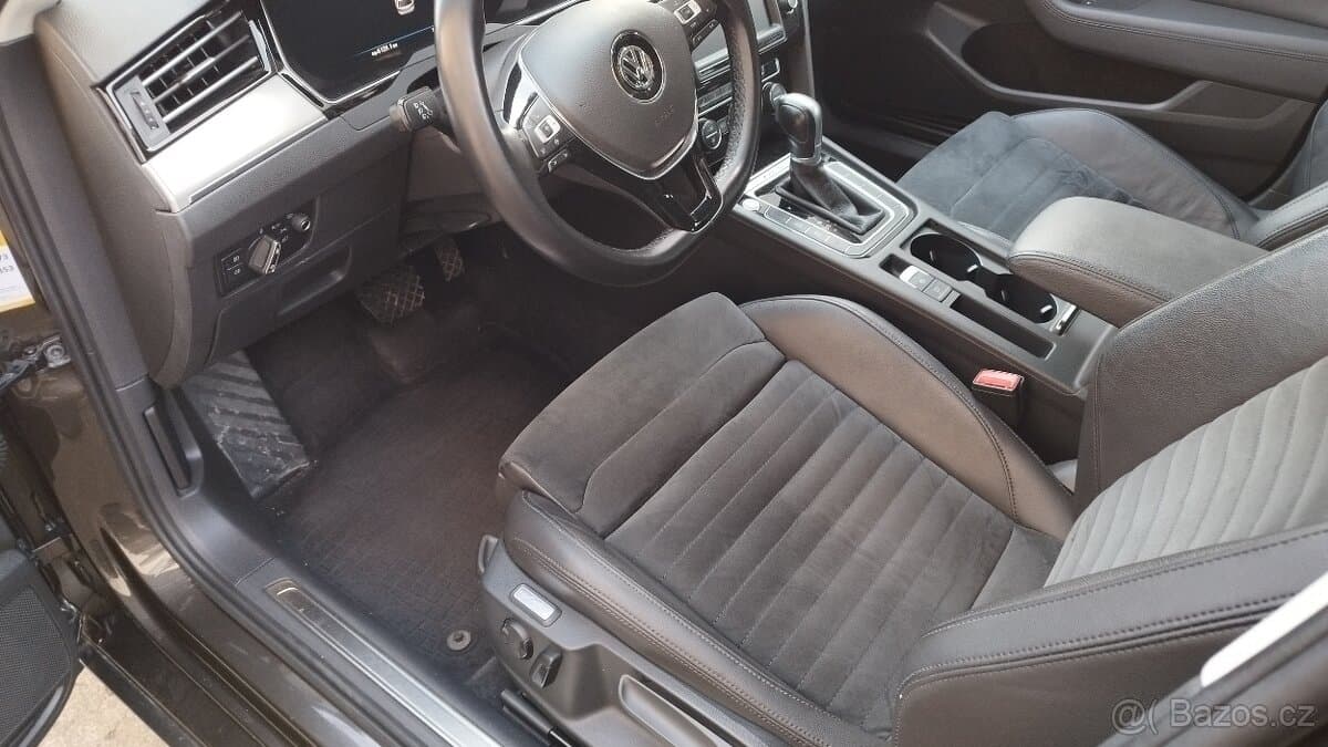 2017 Volkswagen PASSAT - 6