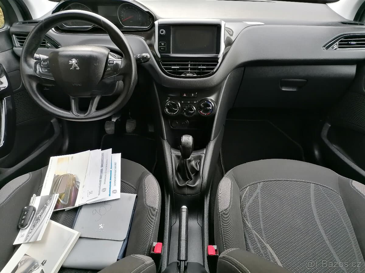 2013 Peugeot 208 - 6