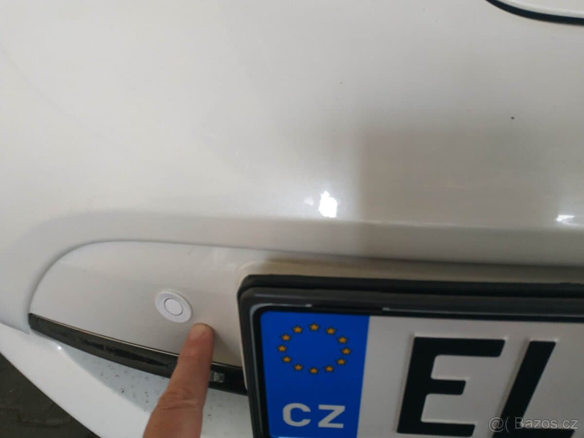 2016 Nissan LEAF - 6