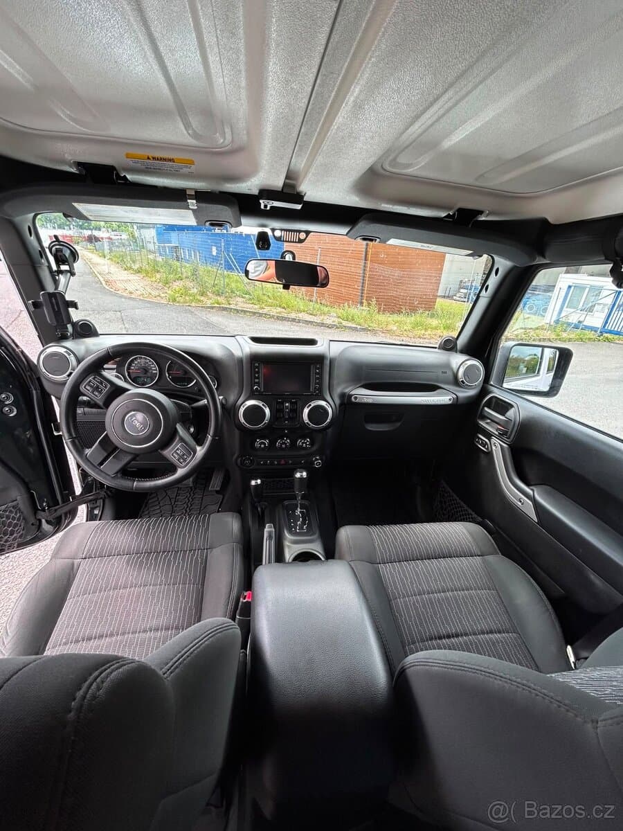 2012 Jeep WRANGLER - 6