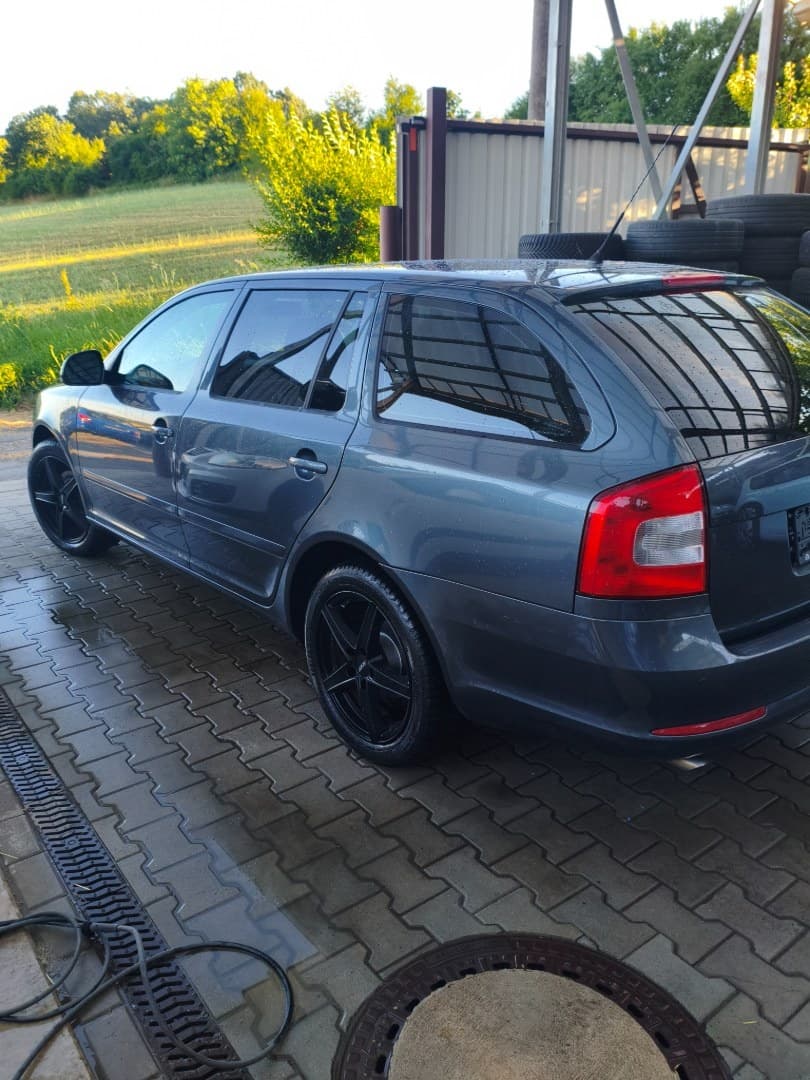 Škoda OCTAVIA - 6