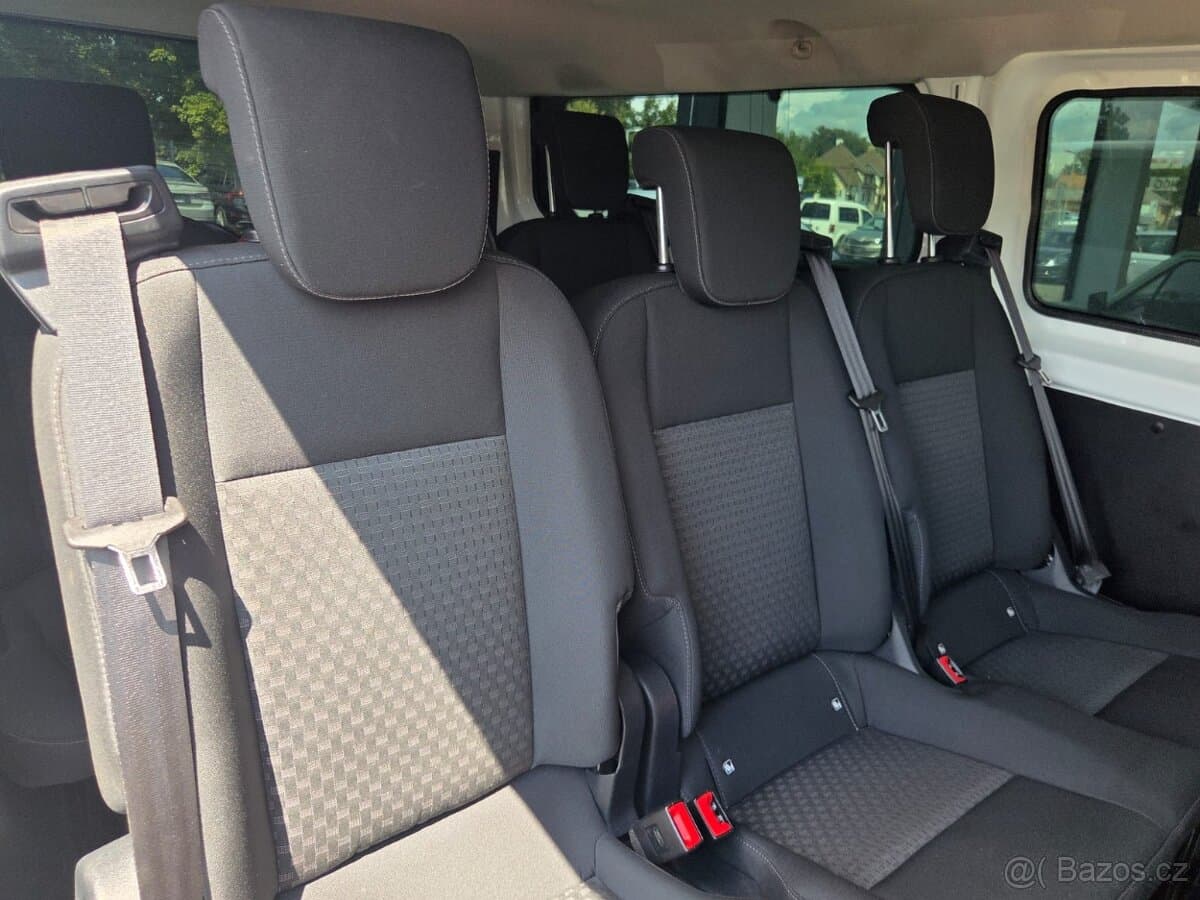 Ford TOURNEO - 6