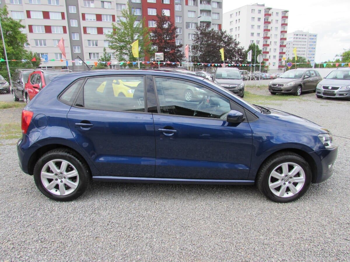 2012 Volkswagen POLO - 6