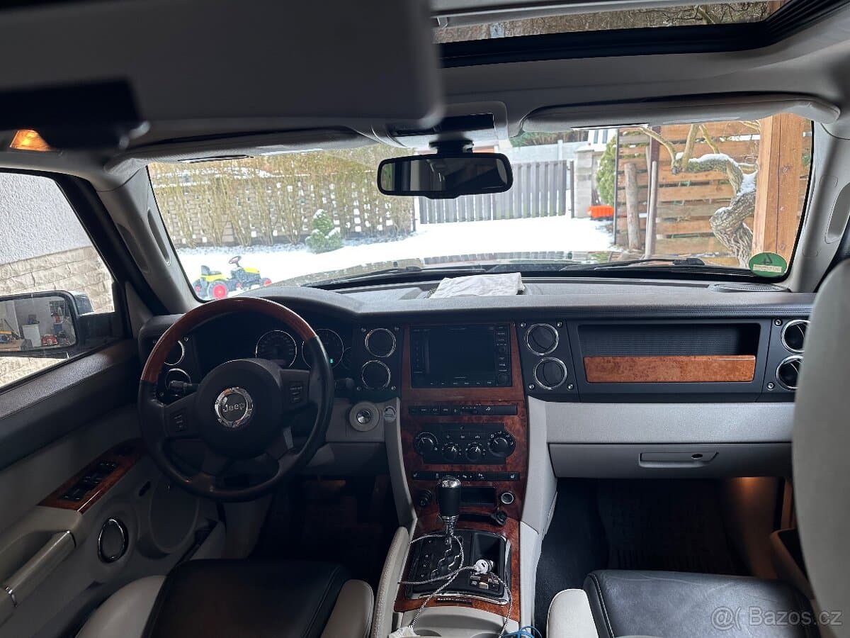 2008 Jeep COMMANDER - 6