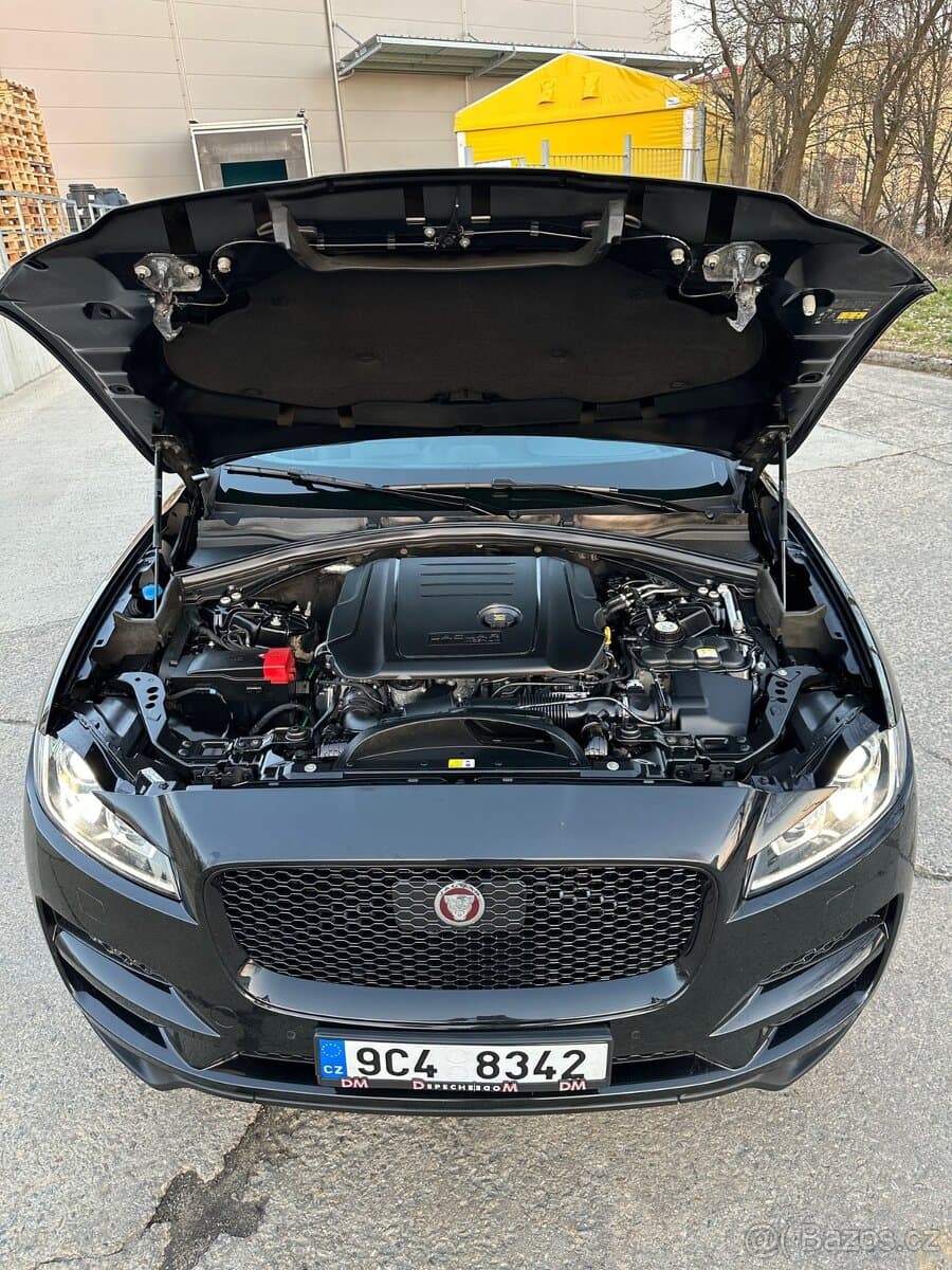 2019 Jaguar F-PACE - 6