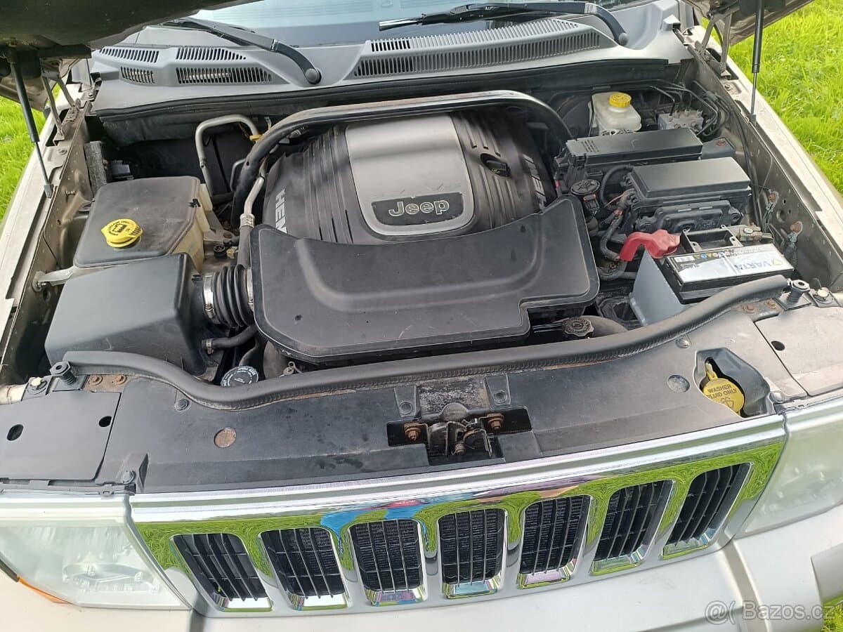 2006 Jeep COMMANDER - 6