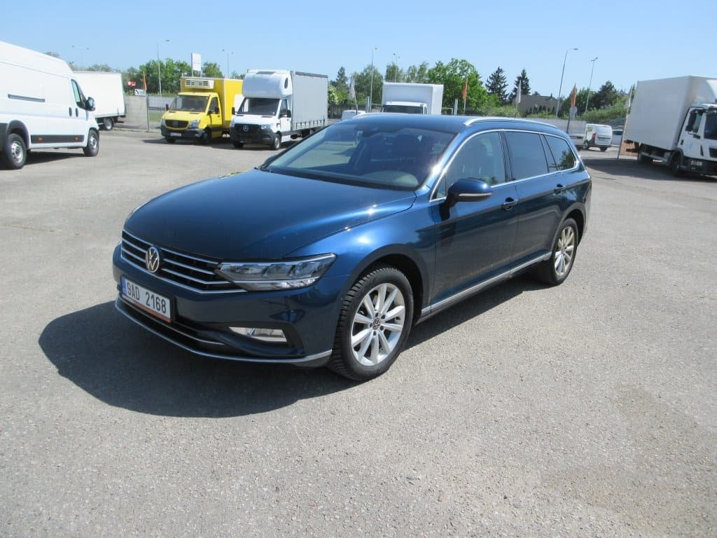 2022 Volkswagen PASSAT - 6