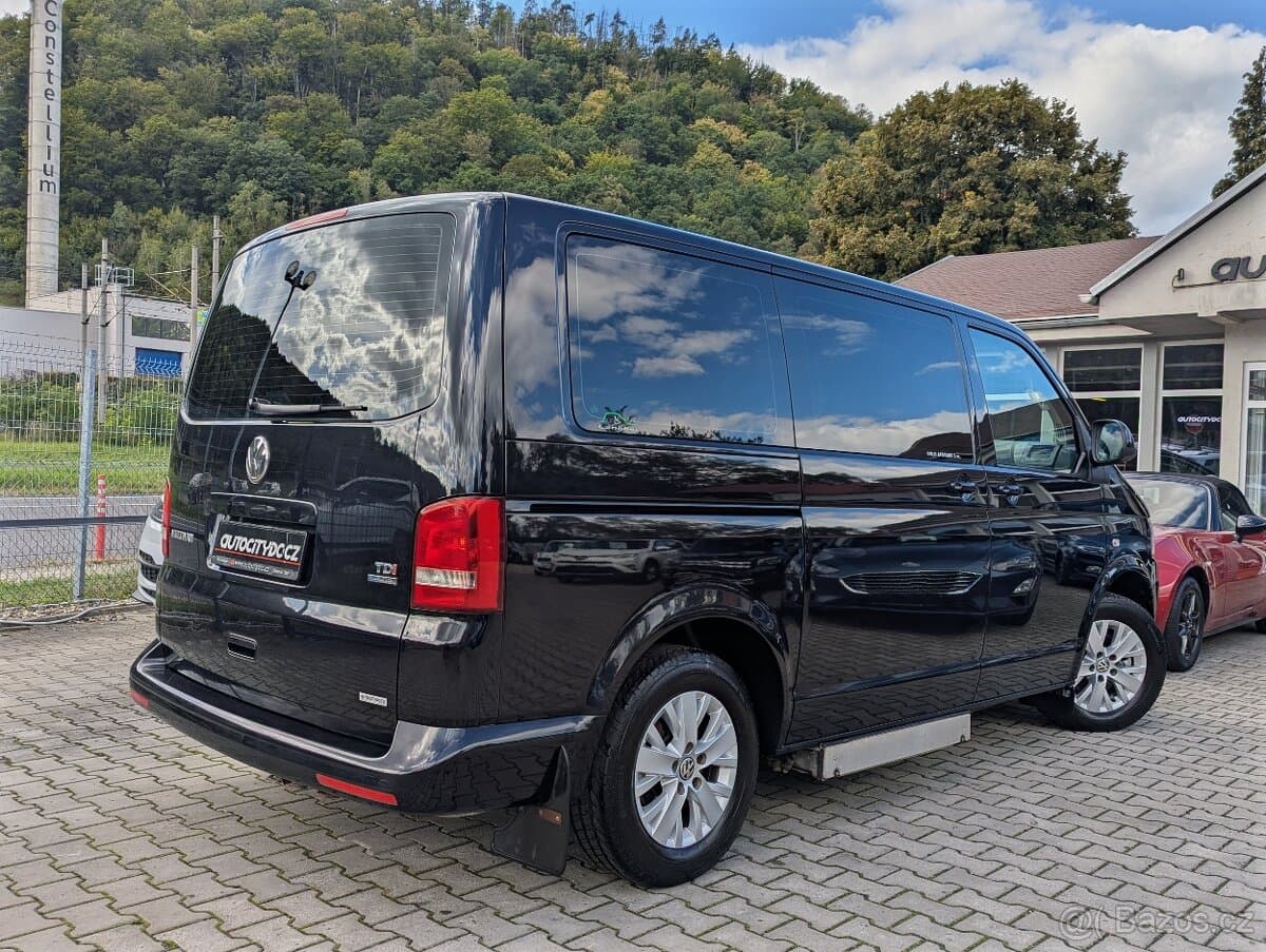 2015 Volkswagen MULTIVAN - 6