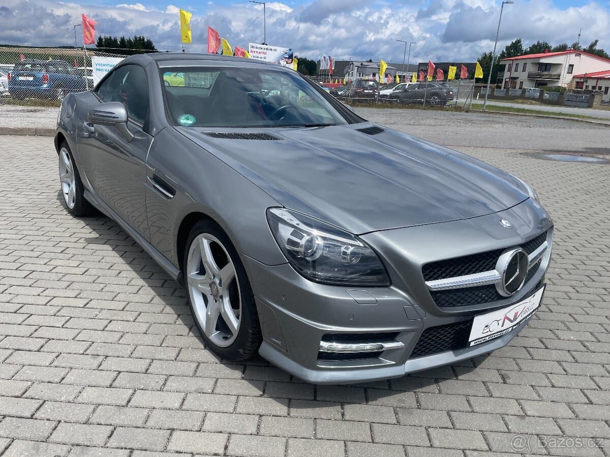 2011 Mercedes-Benz SL - 6