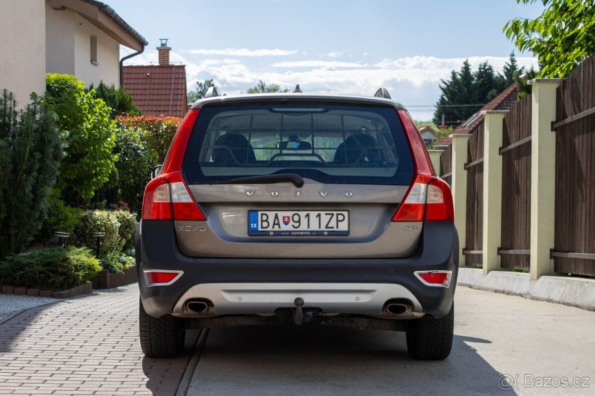 2010 Volvo XC70 - 6
