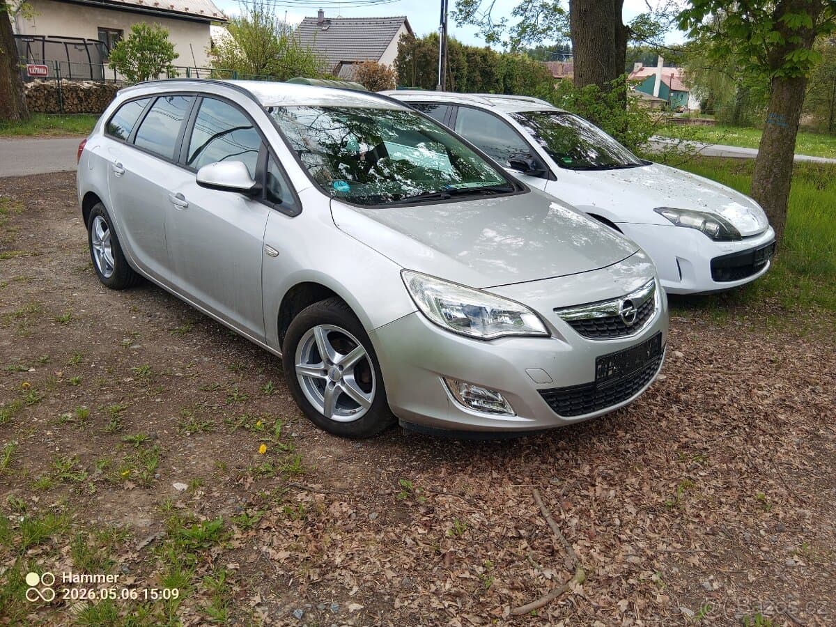 2011 Opel ASTRA - 6