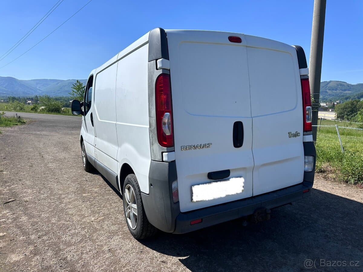 2010 Renault TRAFIC - 6