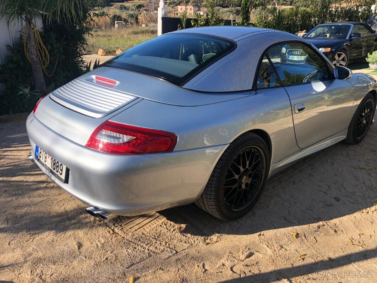 2004 Porsche 911 - 6